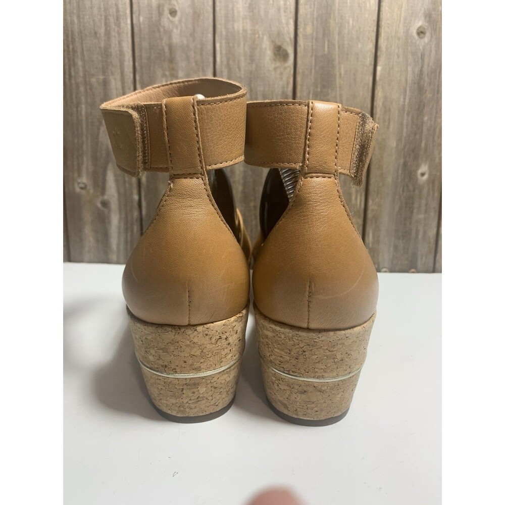 Johnston & Murphy Gigi Cross-Band Sandal Women’s Shoe Size 8.5 Tan Calfskin - Picture 5 of 9
